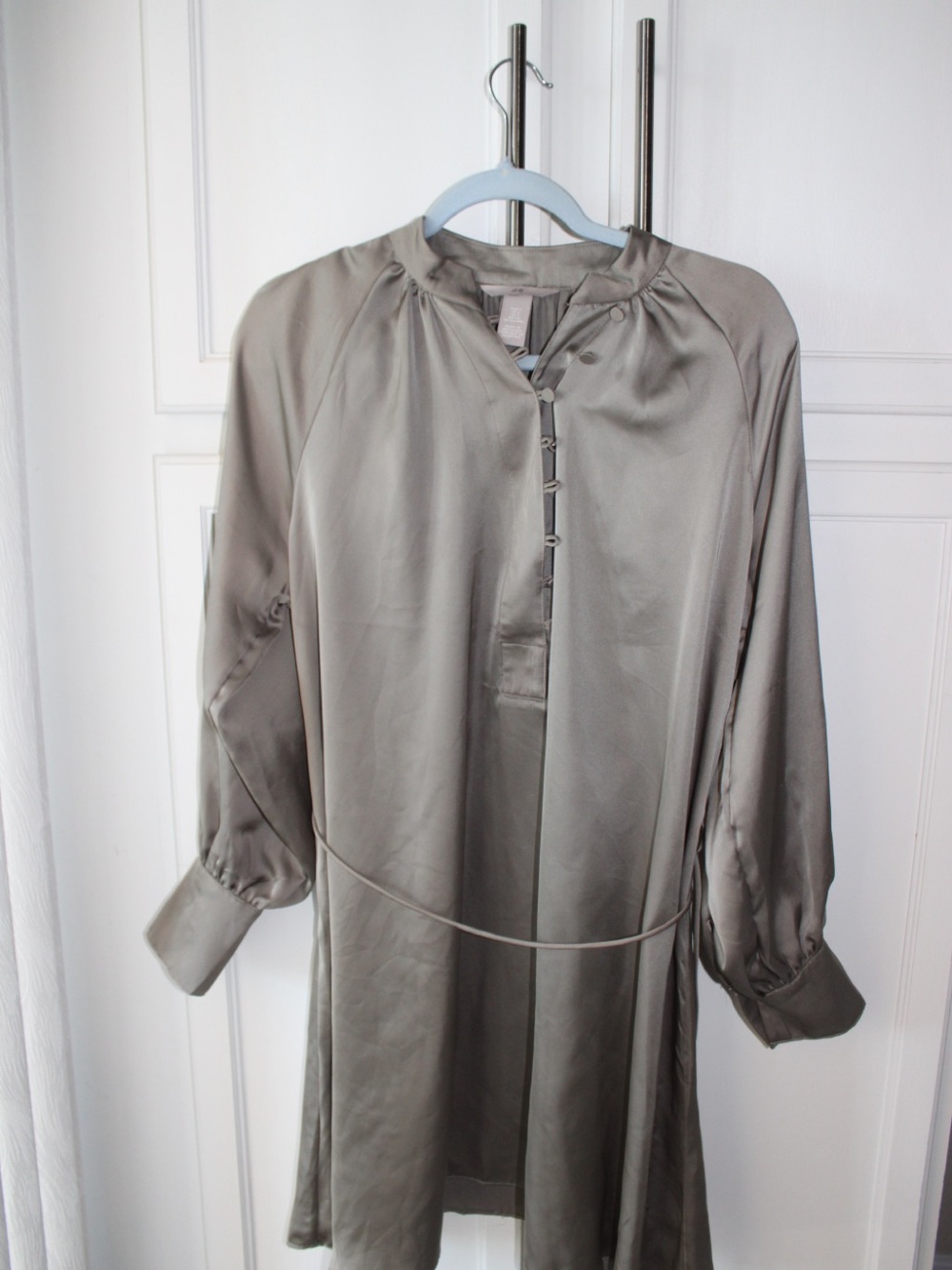 H&M Satin Long-Sleeve Tunic Dress in Sage